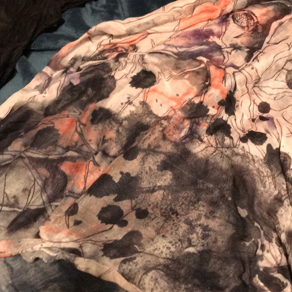 Multicolored Scarf - Picture 2 of 3